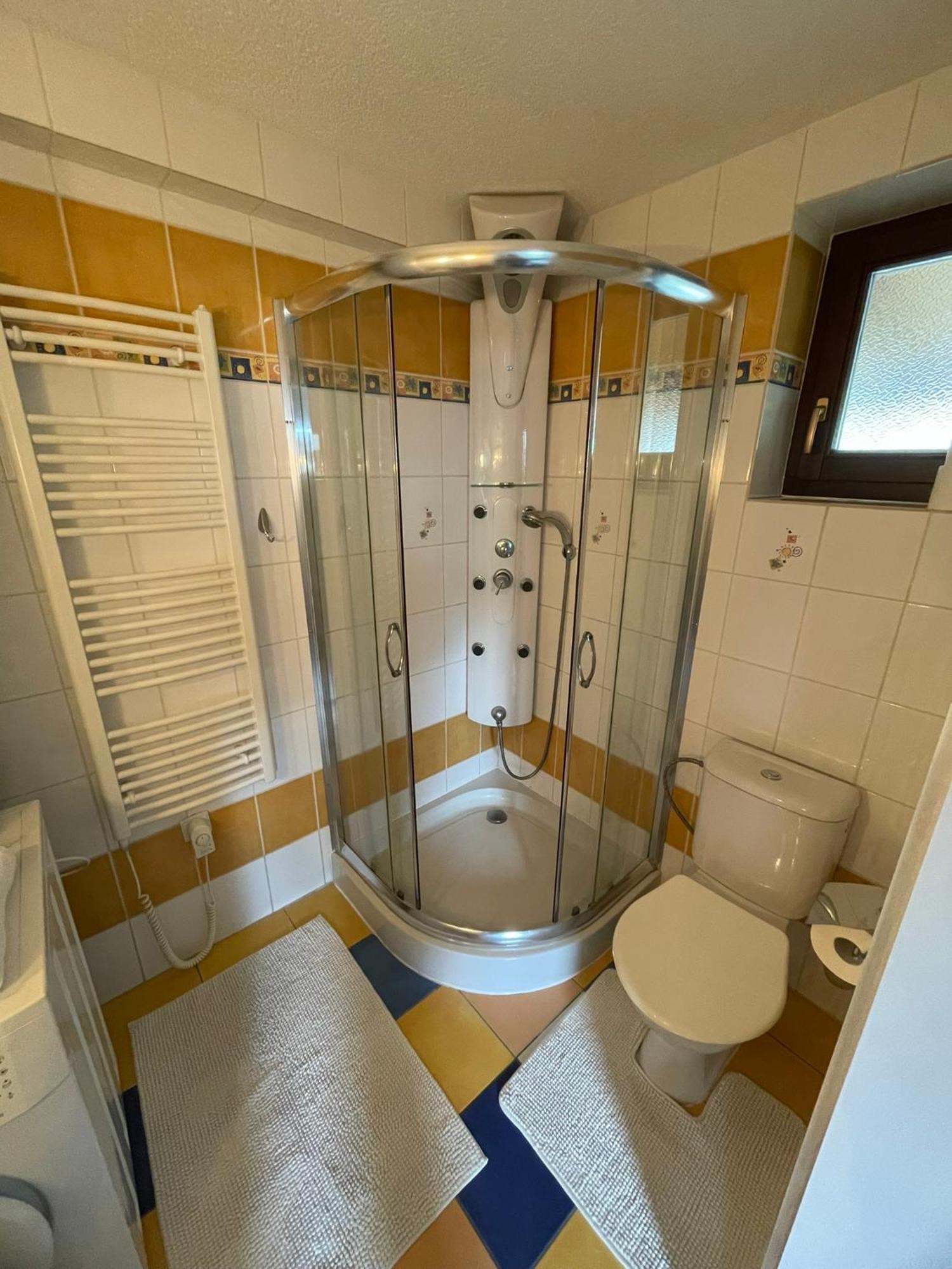 Ubytovani Okruzni 396 Sezimovo Usti Exterior foto