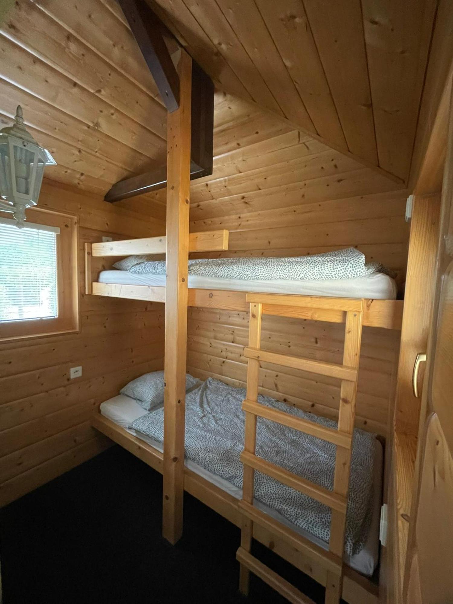 Ubytovani Okruzni 396 Sezimovo Usti Exterior foto